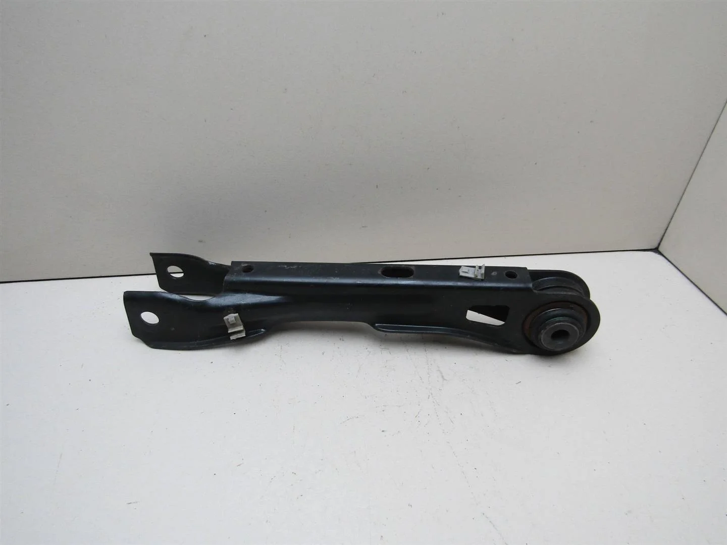 Рычаг задний поперечный BMW X1 E84 2009-2015  [33322409891]  2.0 N46B20BD в Вологде