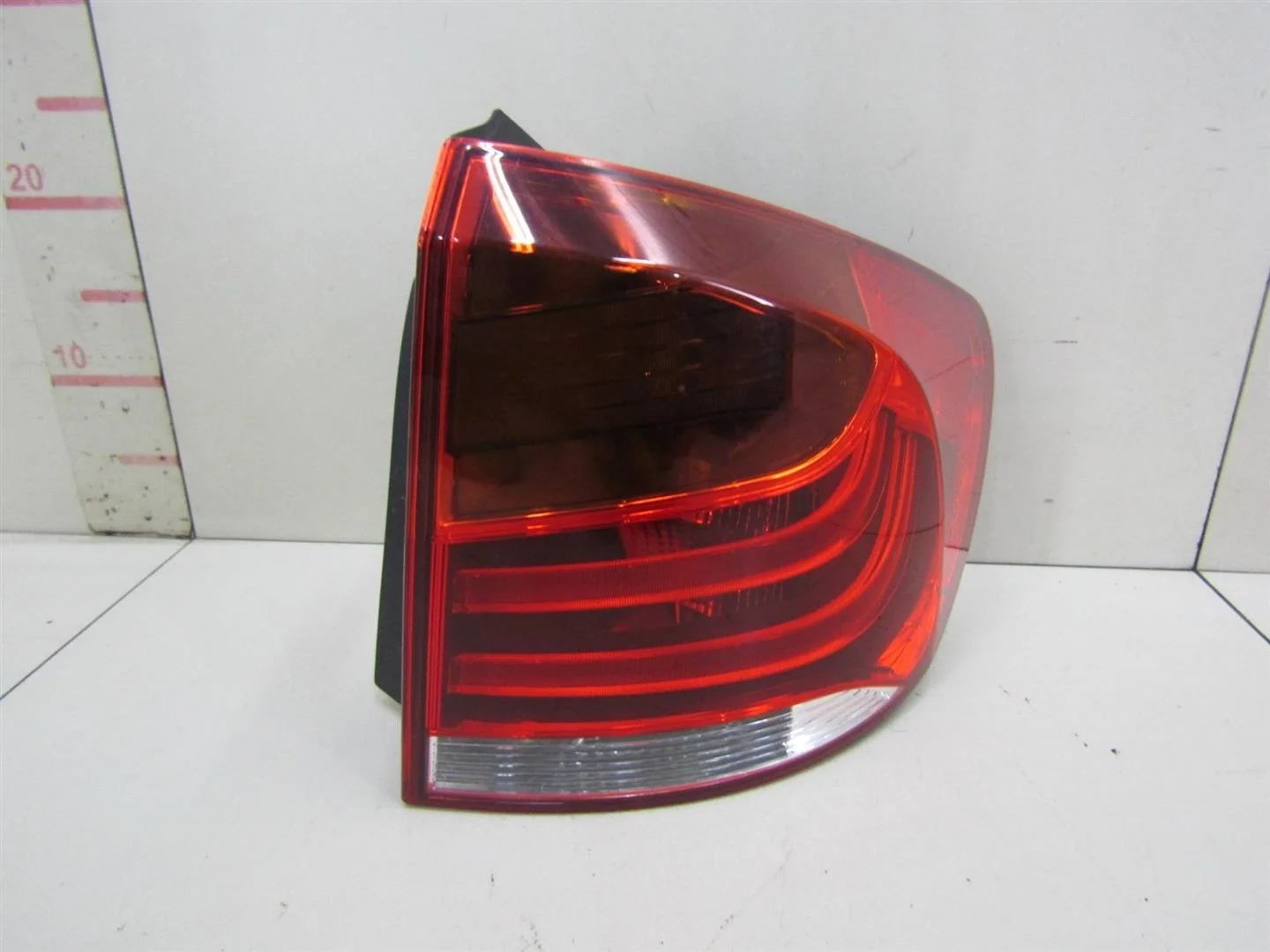 Фонарь задний правый BMW X1 E84 2009-2015  [63212990110]  2.0 N46B20BD в Вологде