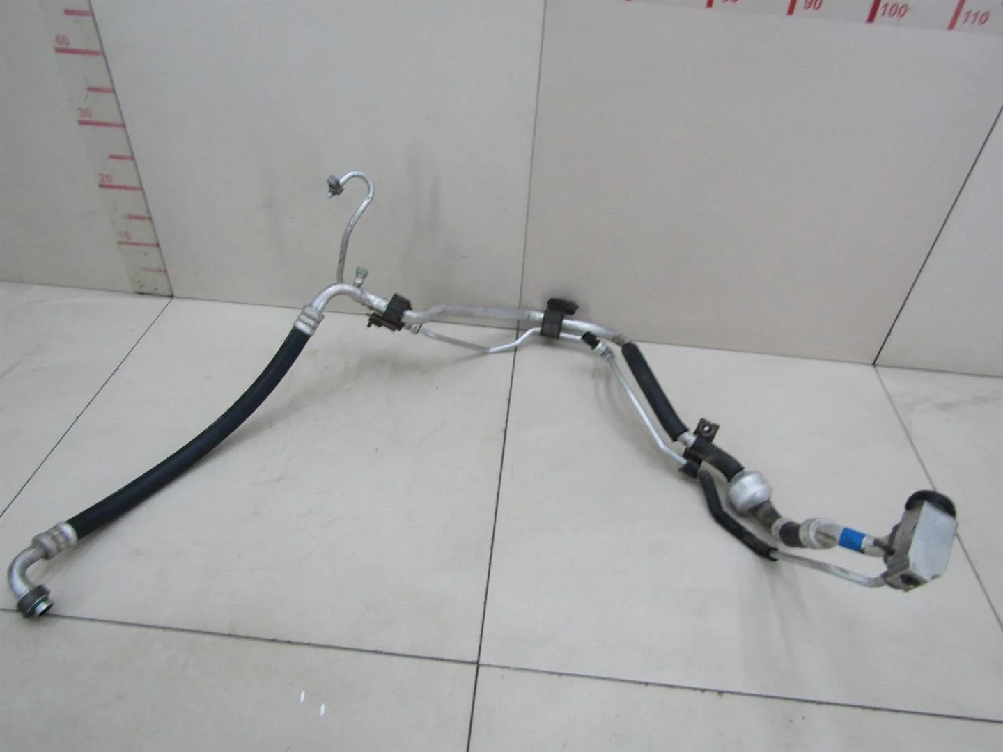 Трубка кондиционера Kia Ceed 2007-2012  [977751H000]  1.4 G4FA в Вологде