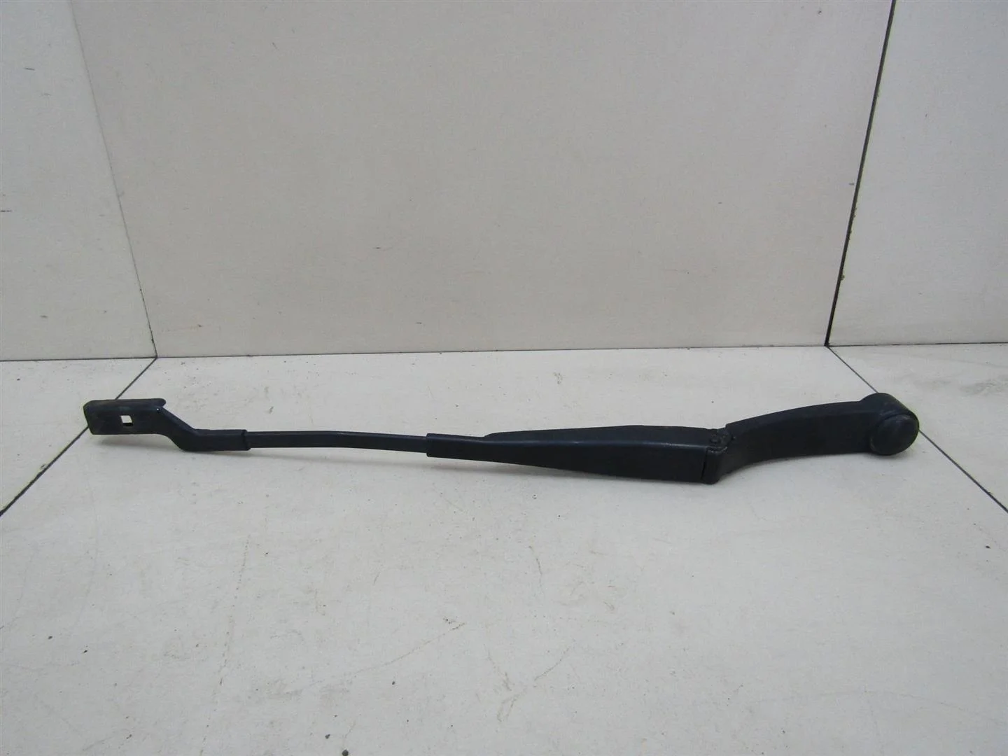 Поводок стеклоочистителя передний левый Kia Ceed 2007-2012  [983111H000 ]  1.4 G4FA в Вологде