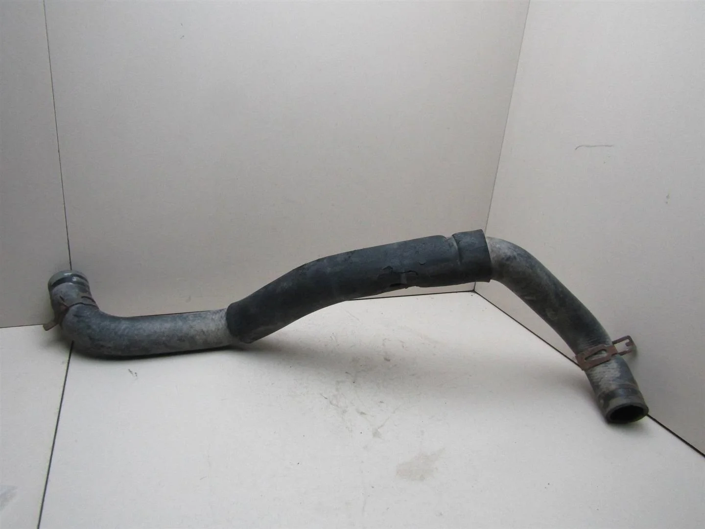 Патрубок радиатора Kia Ceed 2007-2012  [254122H000]  1.4 G4FA в Вологде