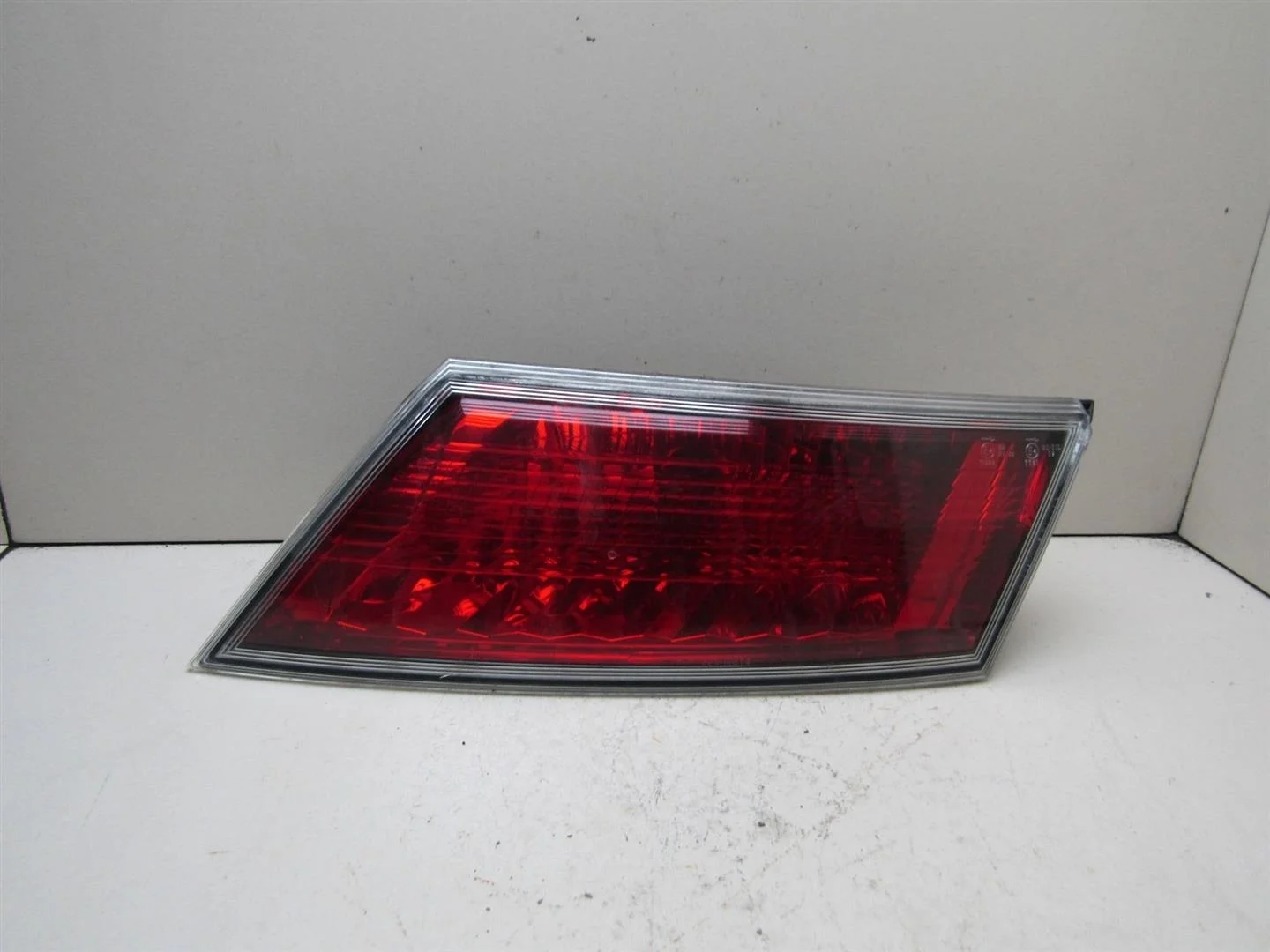 Фонарь задний внутренний правый Honda Civic 5D 2006-2012  [34151SMGE03]  в Вологде