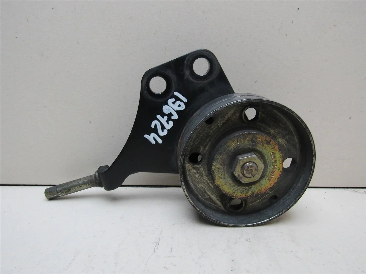 Ролик-натяжитель ручейкового ремня Nissan Almera N16 2000-2006  [1192895F0A]  в Вологде