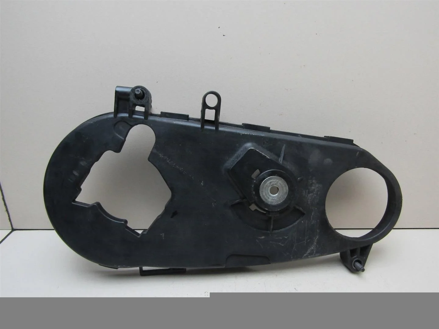 Кожух ремня ГРМ Land Rover Discovery III 2004-2009  [1348867]  2.7 в Вологде