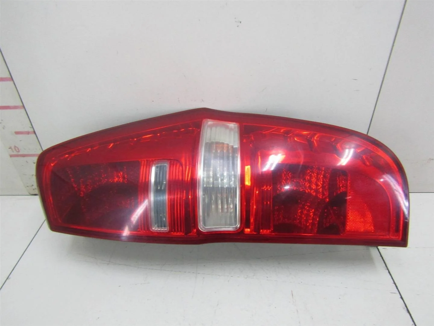 Фонарь задний правый Hyundai Starex H1/Grand Starex 2007>  [924024H000]  2.5 16v D4CB в Вологде