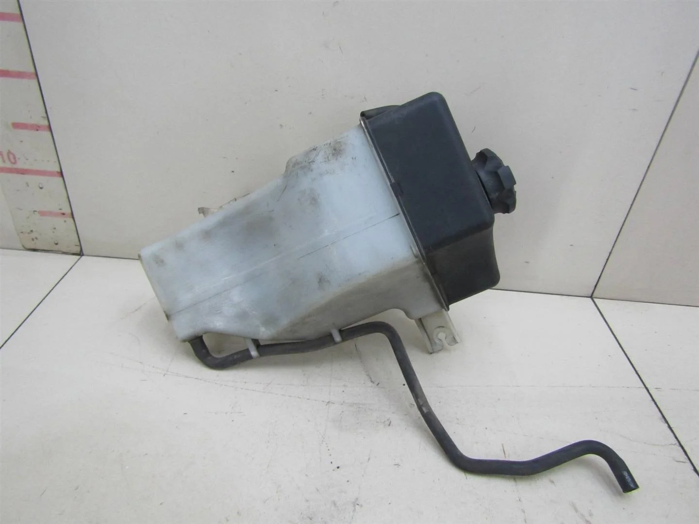 Бачок расширительный Hyundai Starex H1/Grand Starex 2007>  [254304H000]  2.5 16v D4CB в Вологде