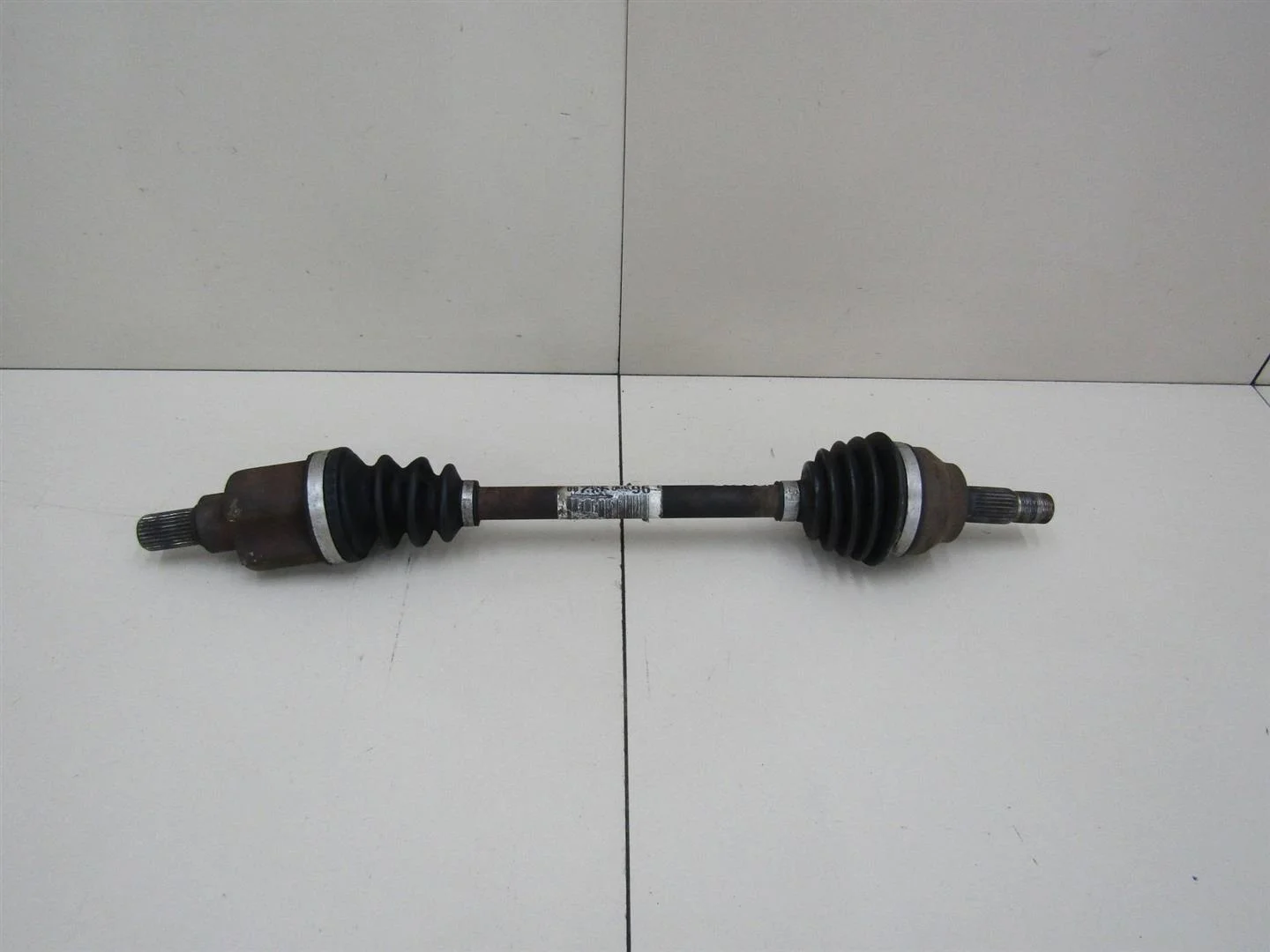 Полуось передняя левая Peugeot 207 2006-2013  [3272LL]  1.6 16V  в Вологде