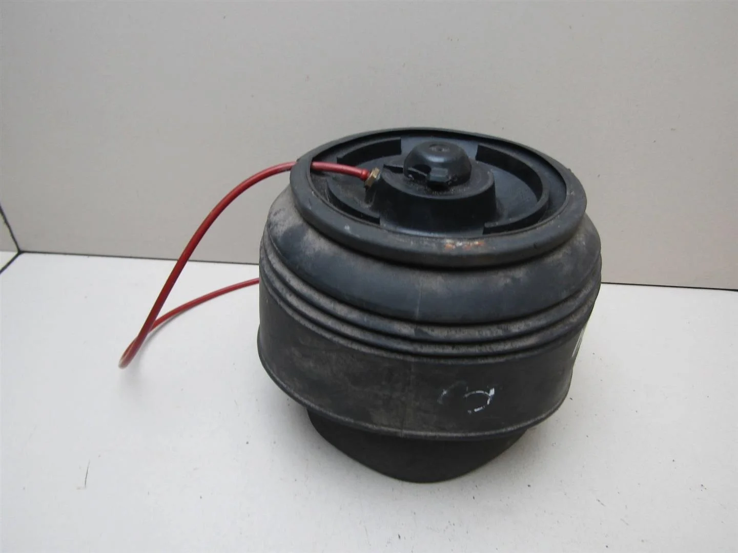 Воздушная подушка (опора пневматическая) BMW 5-серия E60\E61 2003-2009  [37126765602]  в Вологде