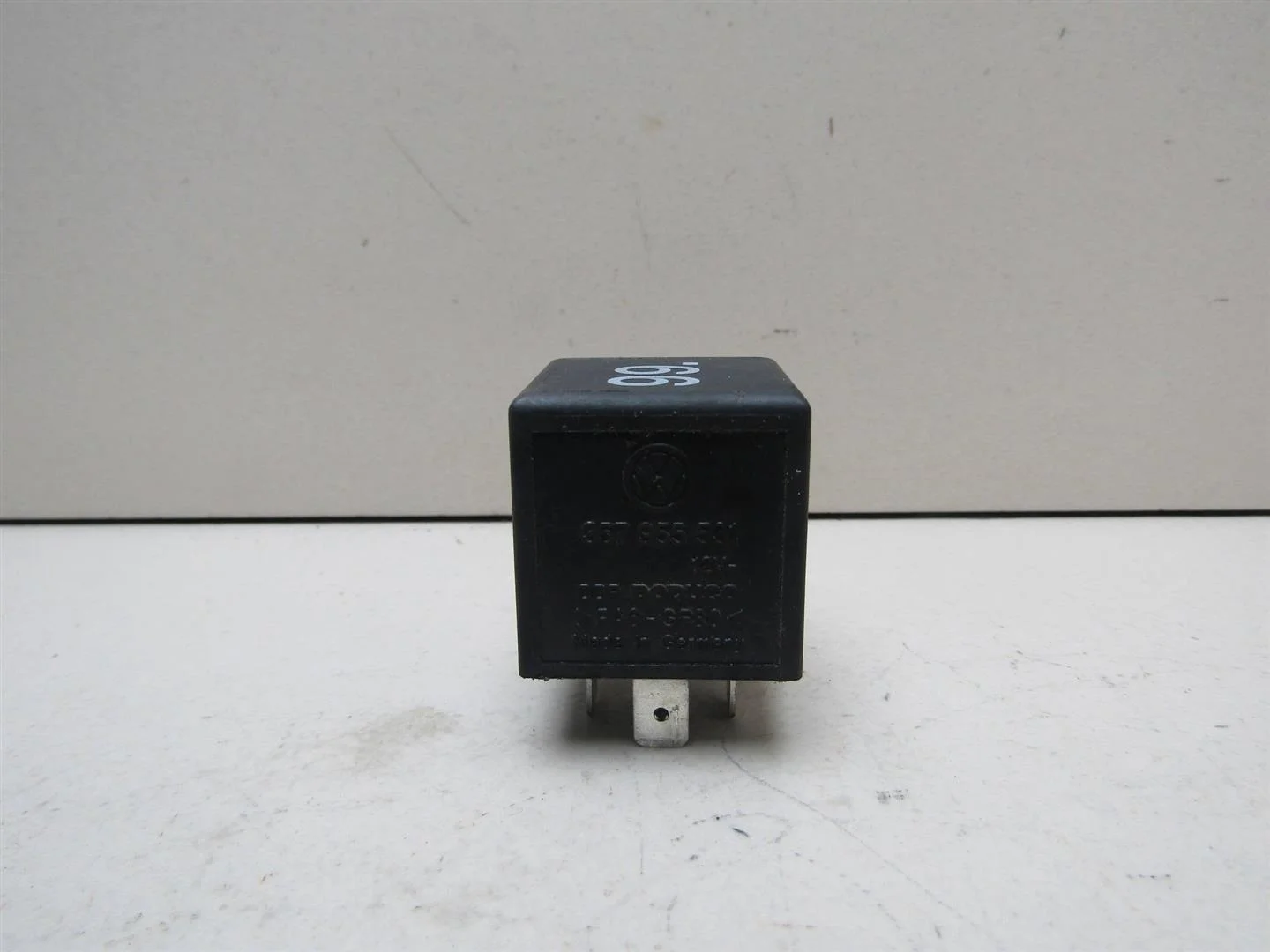 Реле стеклоочистителей VW Passat (B4) 1994-1996  [357955531]  в Вологде