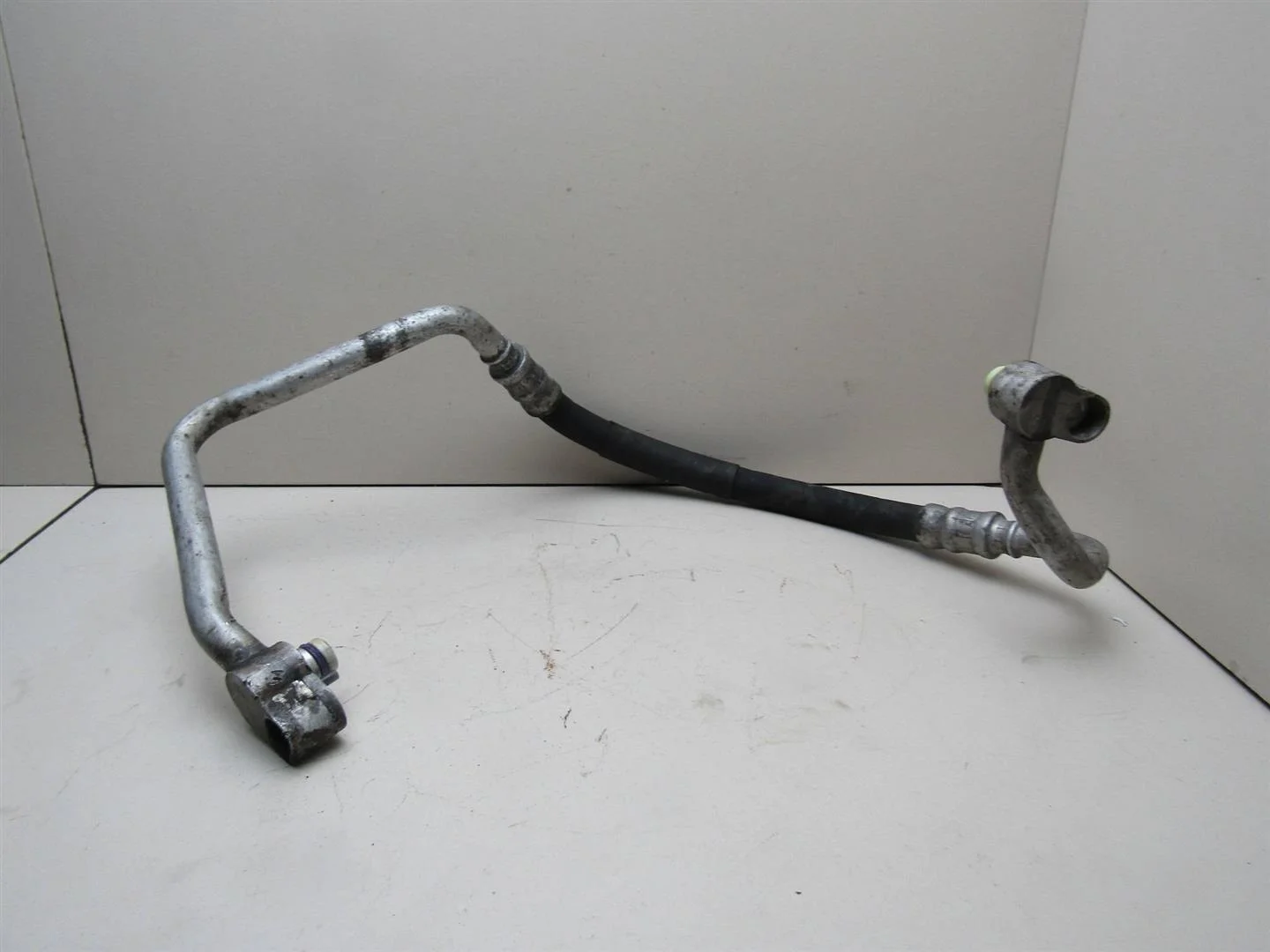 Трубка кондиционера VW Passat (B6) 2005-2010  [3C0820721M]  1.9 2.0 в Вологде