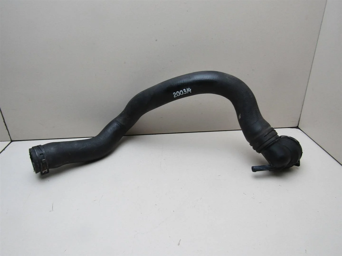 Патрубок радиатора VW Passat (B6) 2005-2010  [3C0122101BE]  2.0 BMP в Вологде