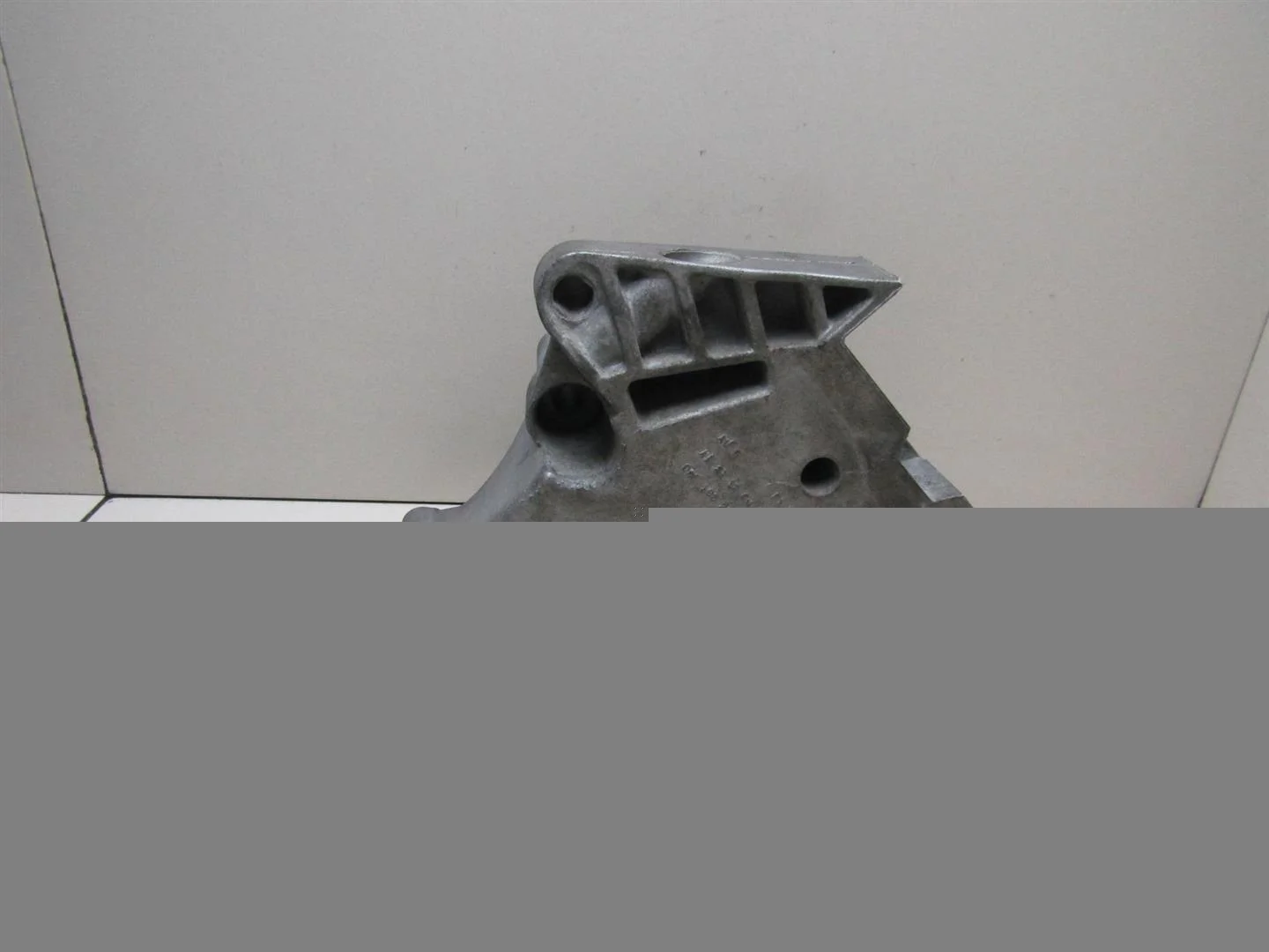 Кронштейн опоры двигателя Skoda Octavia (A5 1Z-) 2004-2013  [06F199207Q]  1.6 8V BSE в Вологде