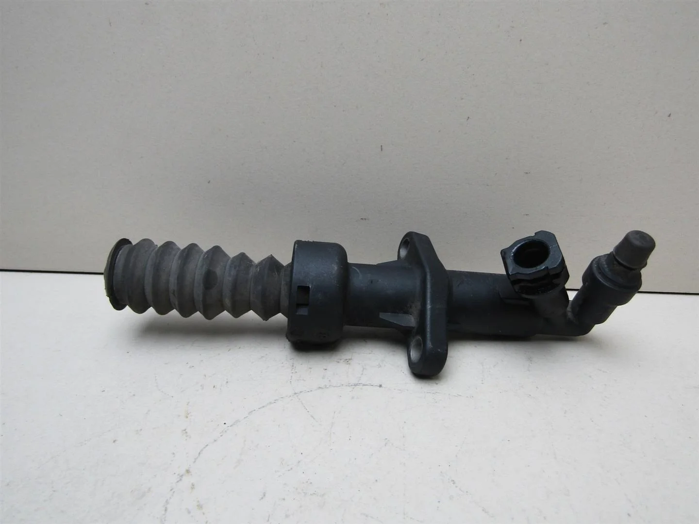 Цилиндр сцепления рабочий Peugeot 407 2004-2010  [218299]  2.0 16V EW10A в Вологде