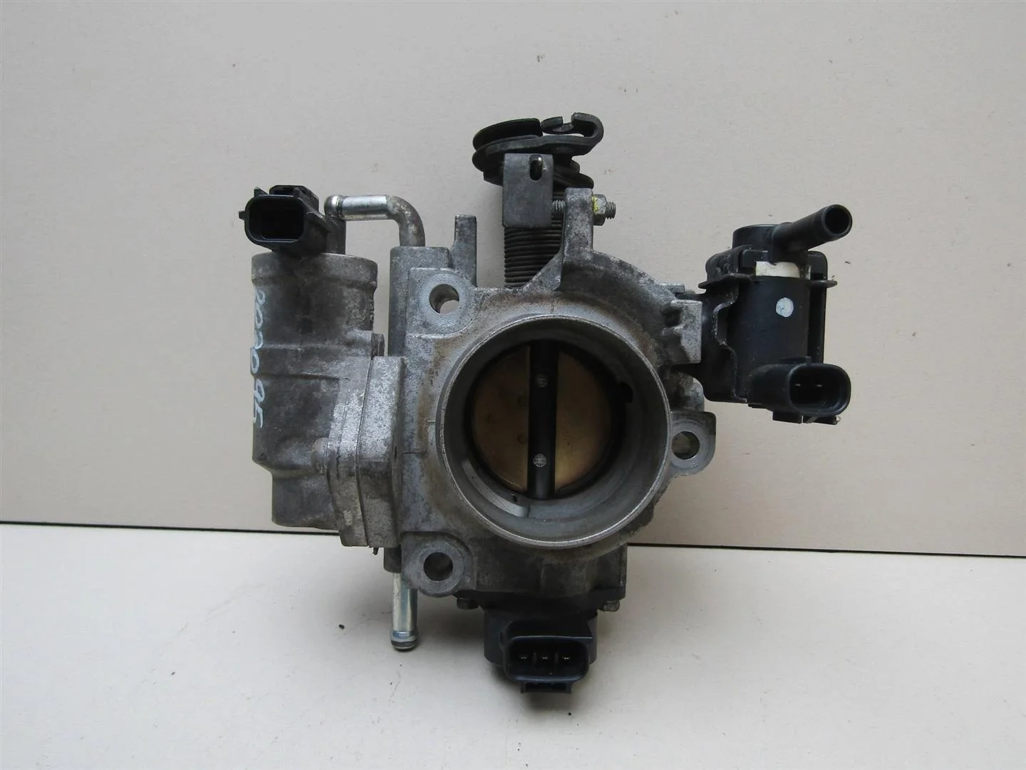 Заслонка дроссельная Mazda Mazda 3 (BK) 2002-2009  [Z60113640B]  1.6 16V Z6 в Вологде