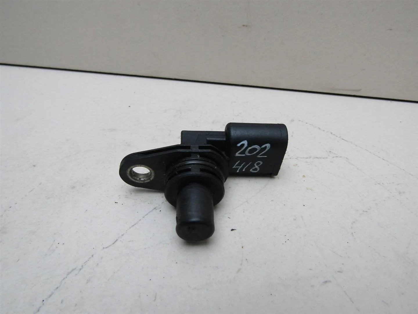 Датчик положения распредвала VW Golf IV \Bora 1997-2005  [036907601D]  в Вологде