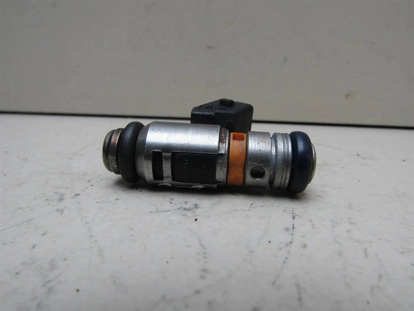 Форсунка инжекторная электрическая Fiat Albea 2003-2012  [71724545]  1.4  350A1000 в Вологде