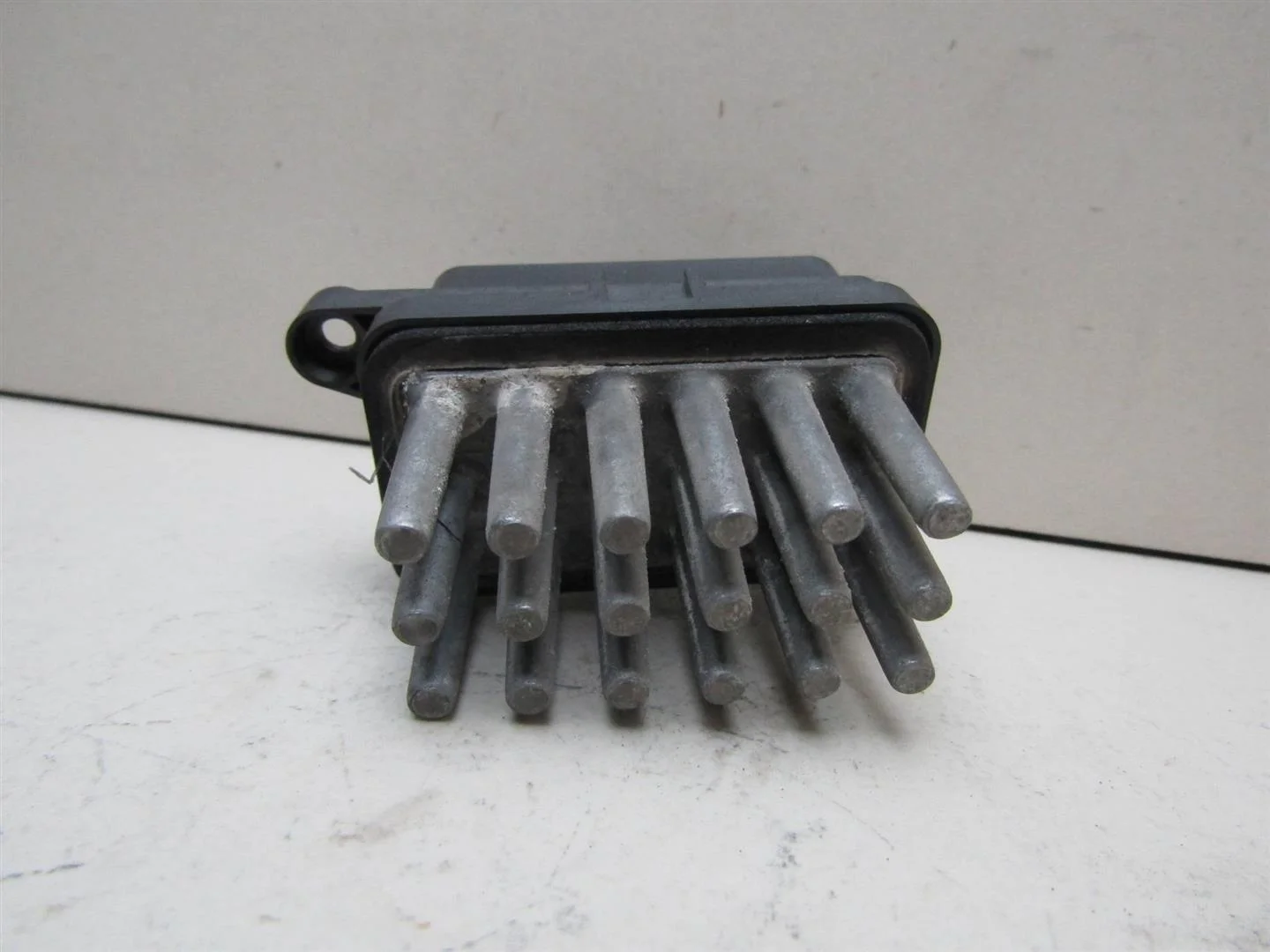 Резистор отопителя Ford Focus II 2008-2011  [6G9T19E624AD]  1.6 16V SIDA в Вологде