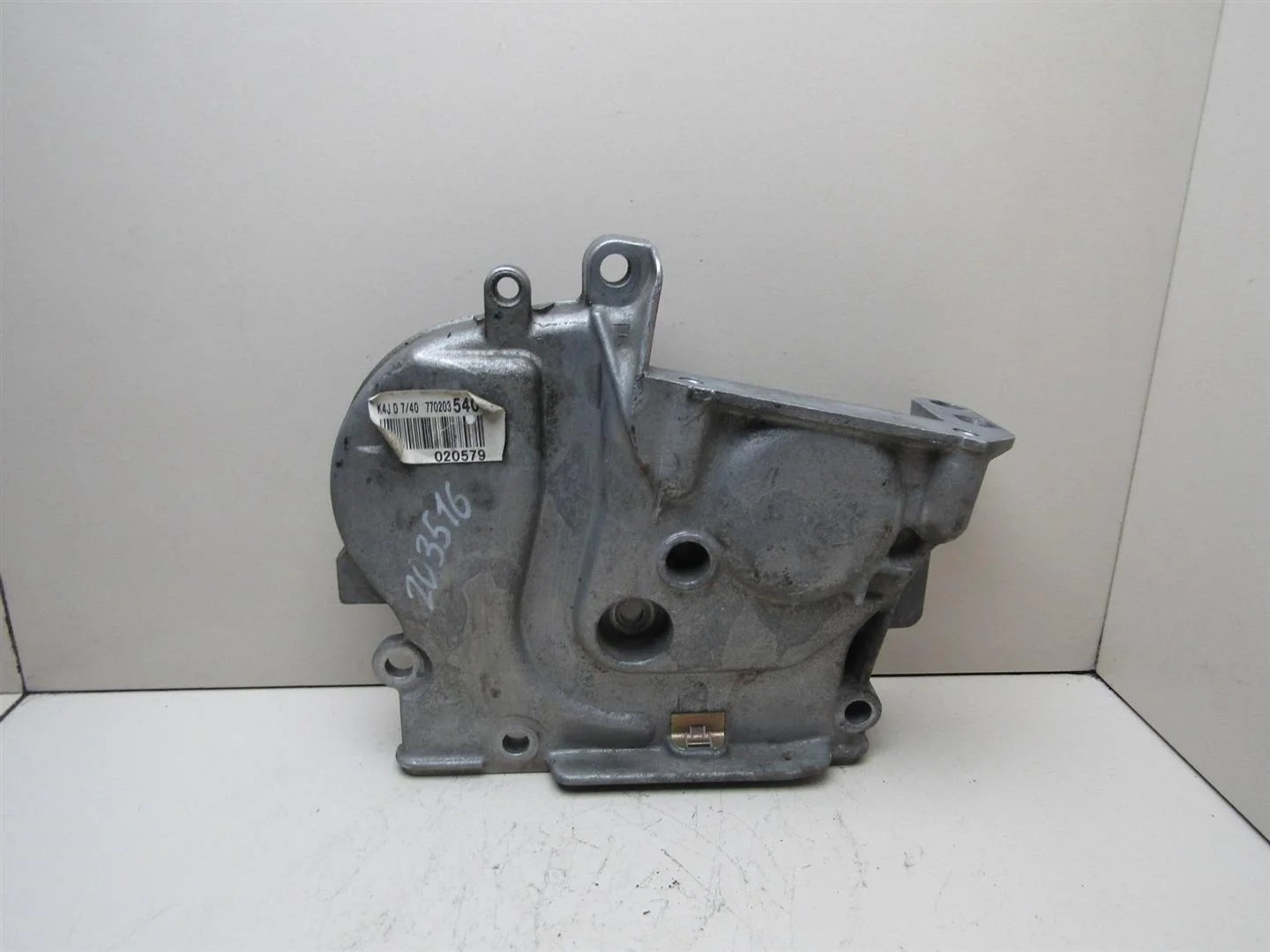 Кожух ремня ГРМ Renault Megane II 2002-2009  [8200027196]  1.4 K4J в Вологде