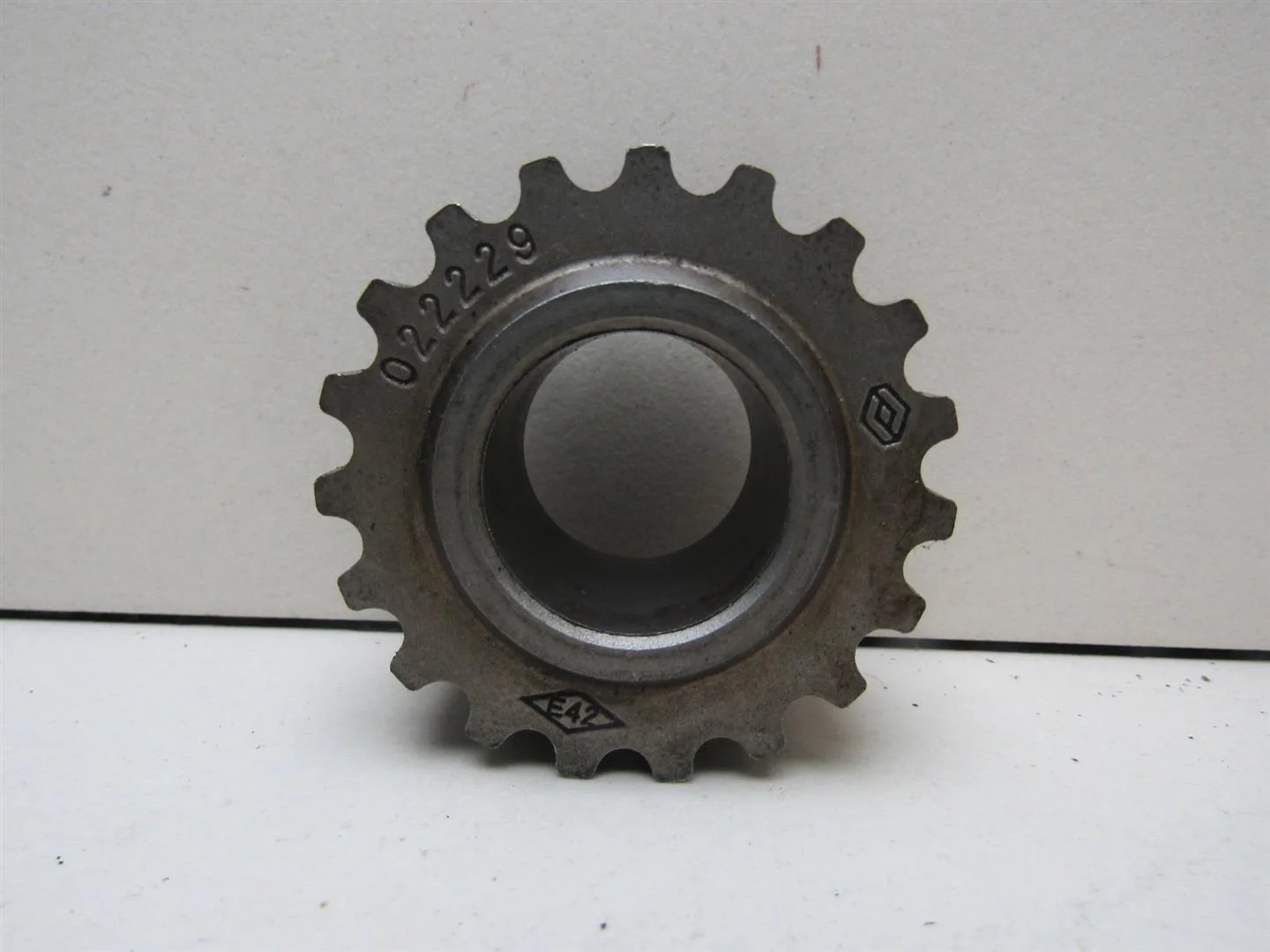 Шестерня коленвала Renault Megane 1999-2002  [8200758088]  1.4 K4J730 в Вологде