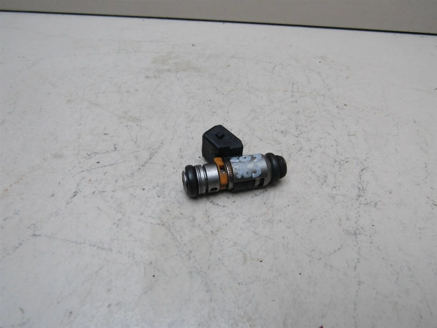 Форсунка инжекторная электрическая Fiat Doblo 2005-2015  [71724545]  1.4  350A1000 в Вологде