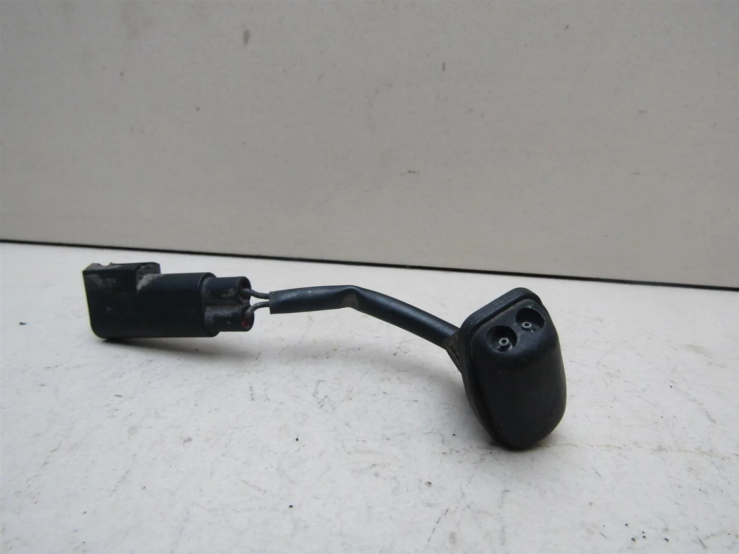 Форсунка омывателя лобового стекла Ford Focus II 2008-2011  [1708177]  1.6 16V SIDA в Вологде