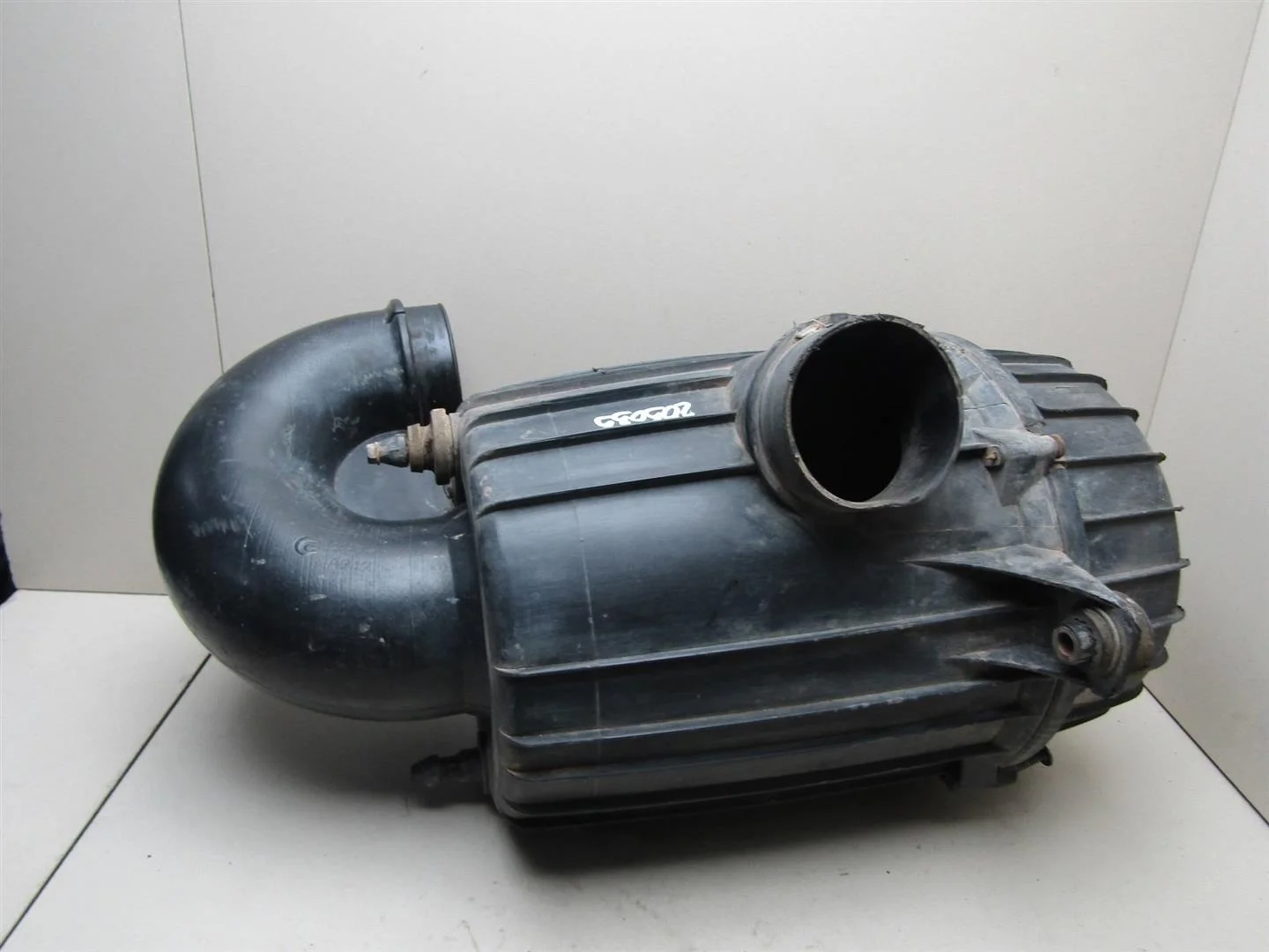 Корпус воздушного фильтра Peugeot Boxer 2006-нв  [1420S8]  2.2 16V  в Вологде