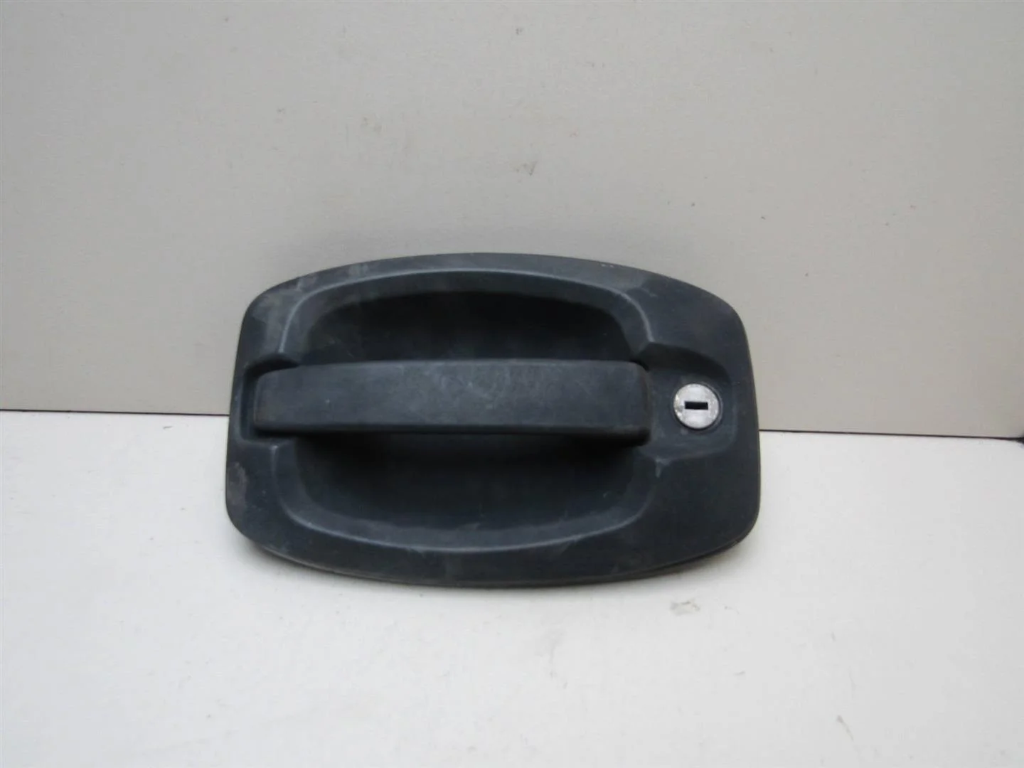 Ручка двери передней наружная левая Peugeot Boxer 2006-нв  [9101CY]  в Вологде