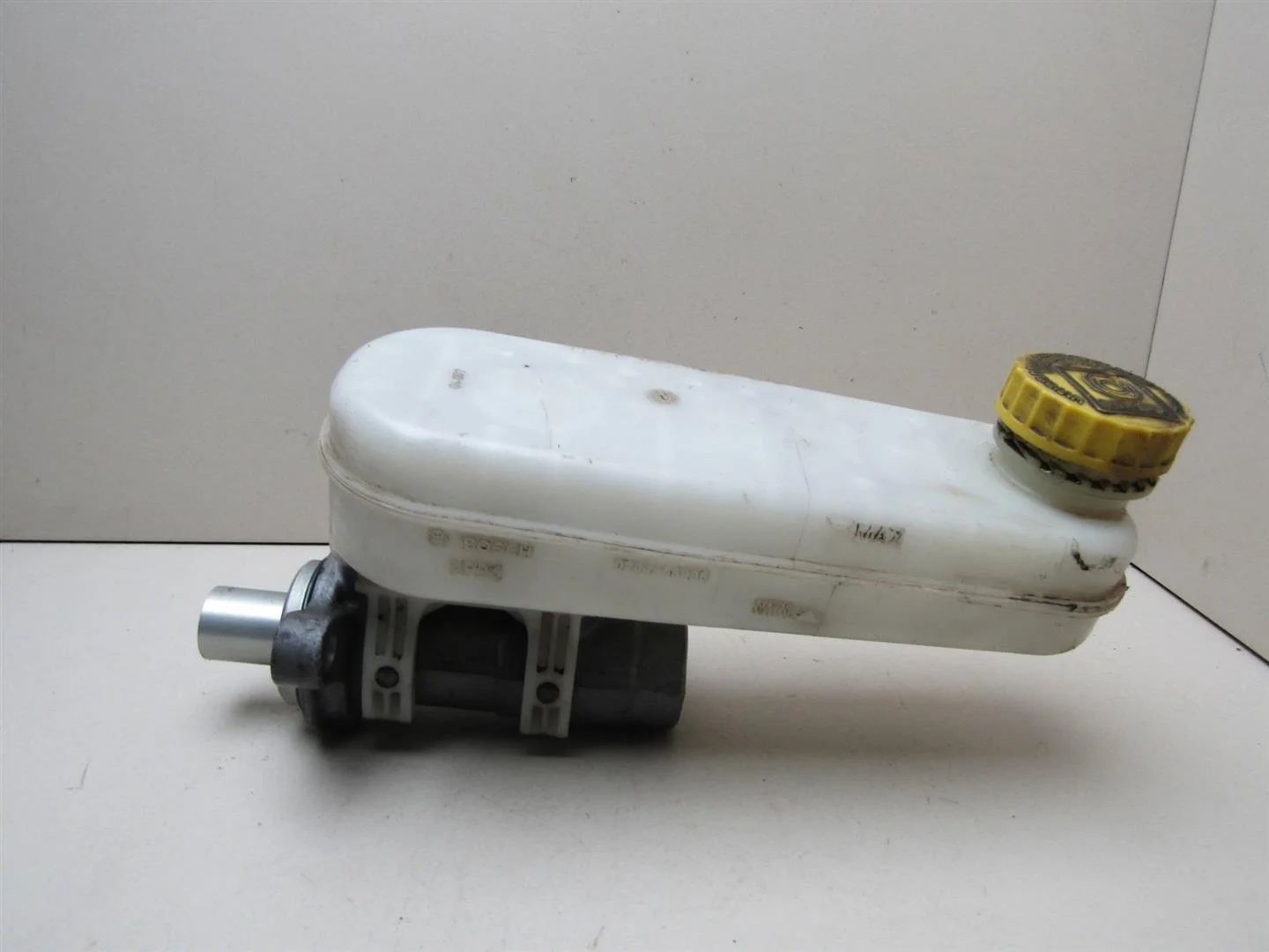 Цилиндр тормозной главный Peugeot Boxer 2006-нв  [4601T6]  2.2 16V  в Вологде