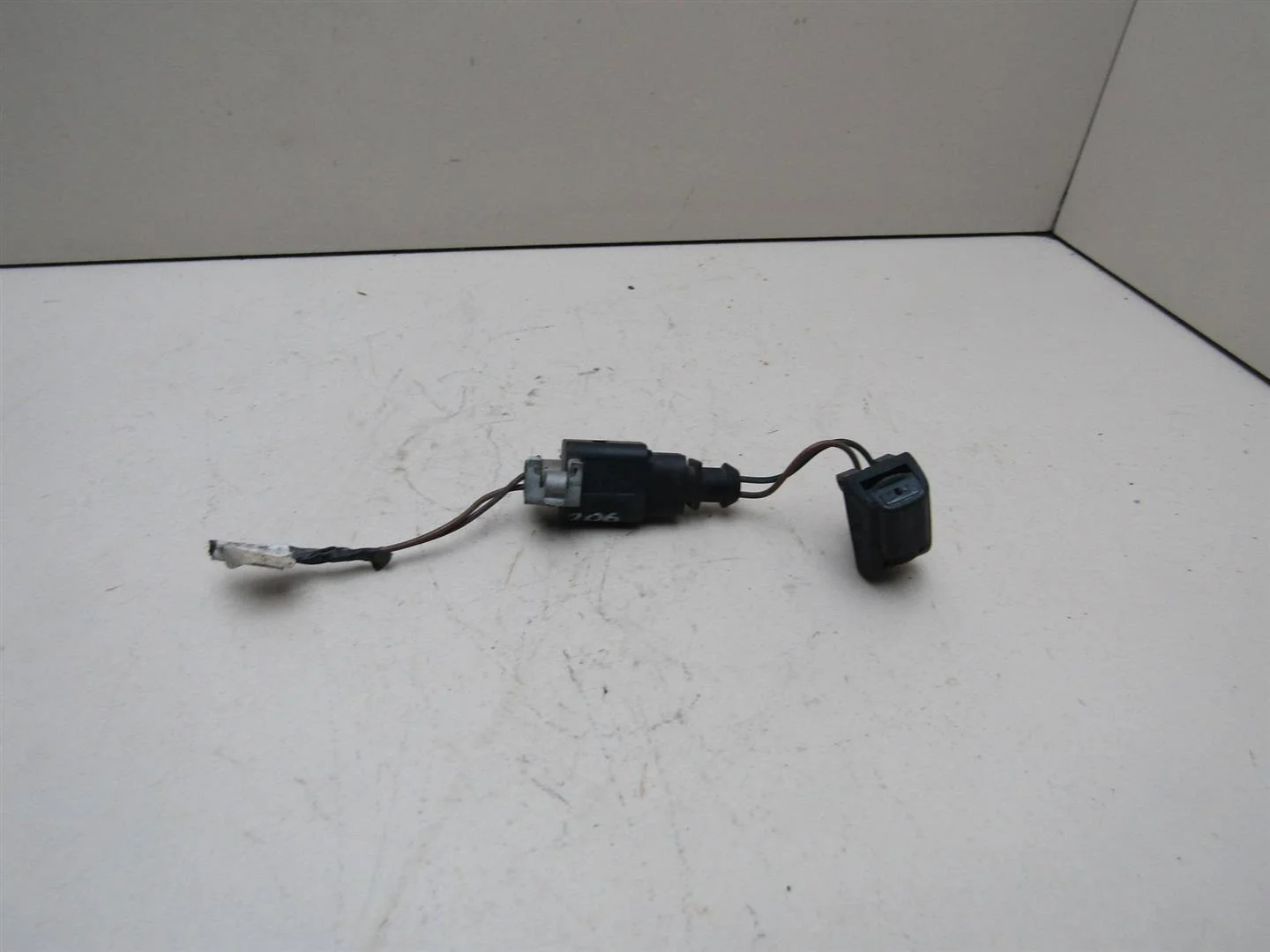 Форсунка омывателя лобового стекла Skoda Octavia (A5 1Z-) 2004-2013  [1Z0955986]  в Вологде