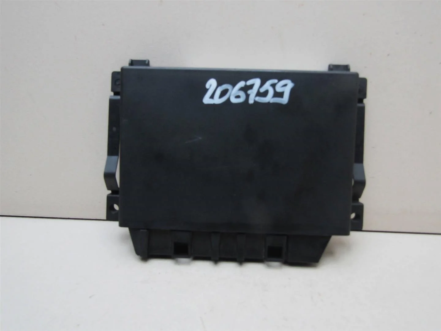 Блок электронный Mercedes Benz W210 E-Klasse 1995-2000  [A0205454832]  в Вологде