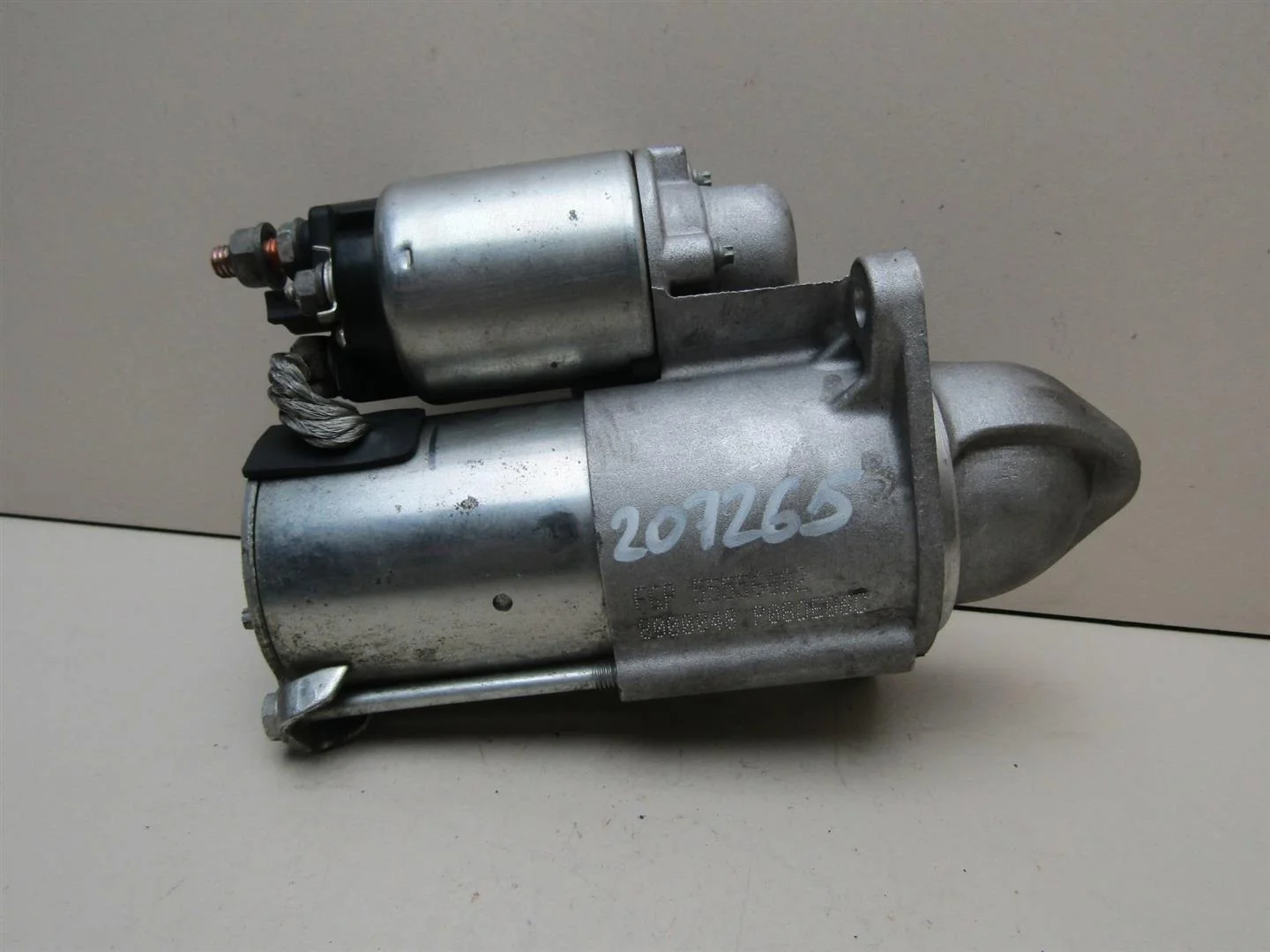 Стартер Opel Astra H \ Family 2004-2015  [55556092]  1.6 1.8 в Вологде