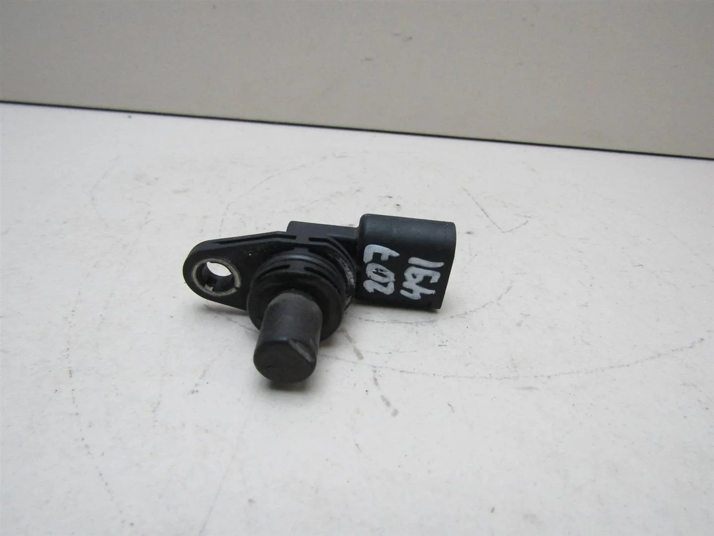 Датчик положения распредвала Skoda Octavia (A5 1Z-) 2004-2013  [036907601D]  1.4 BUD в Вологде