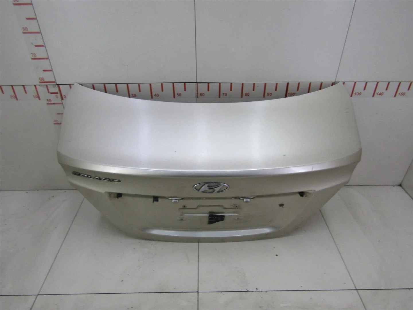 Крышка багажника Hyundai Solaris 2010-2017  [692004L000]  1.4 16v G4FA в Вологде