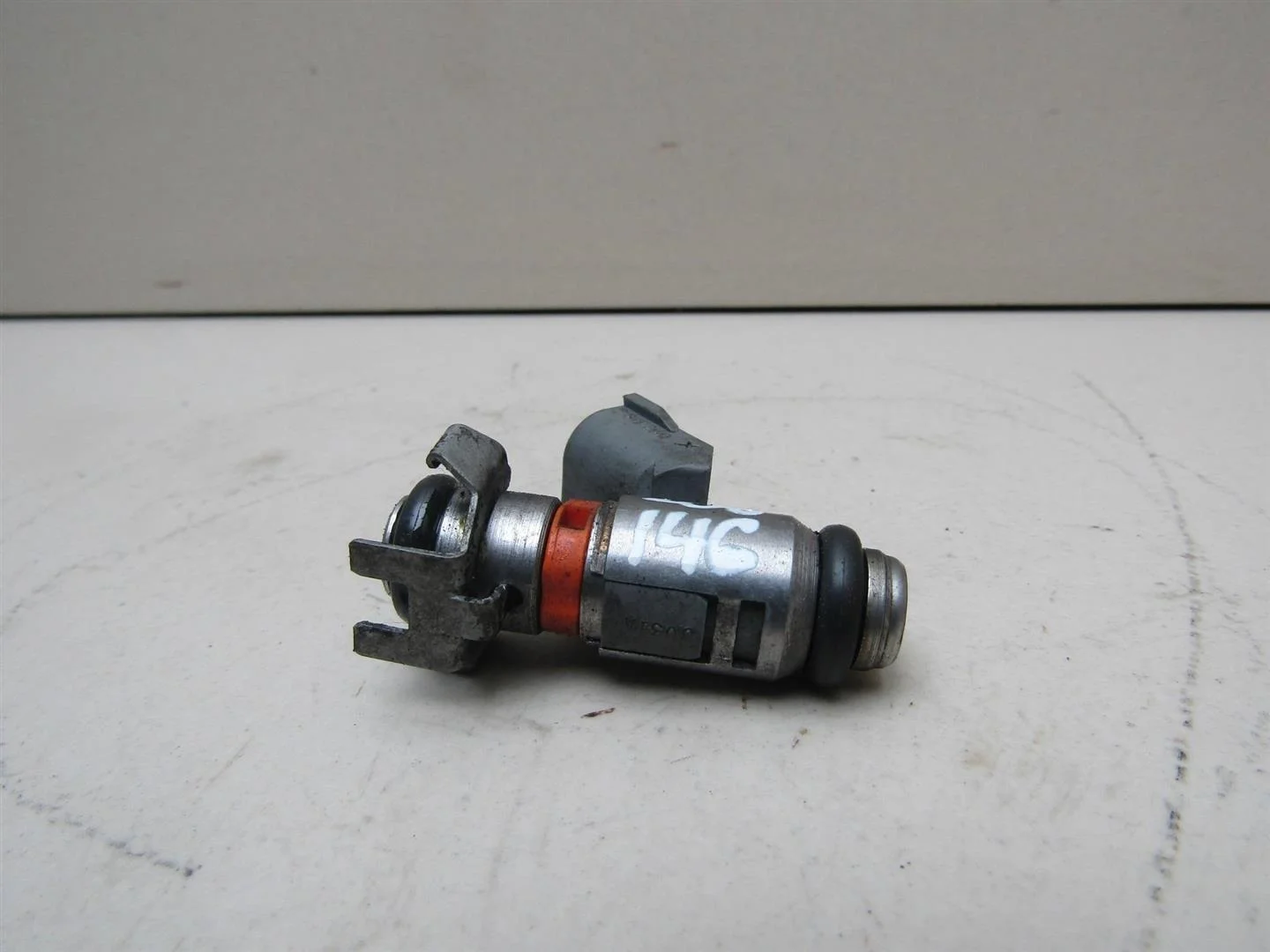 Форсунка инжекторная электрическая VW Golf IV \Bora 1997-2005  [036906031G]  1.4 AXP в Вологде