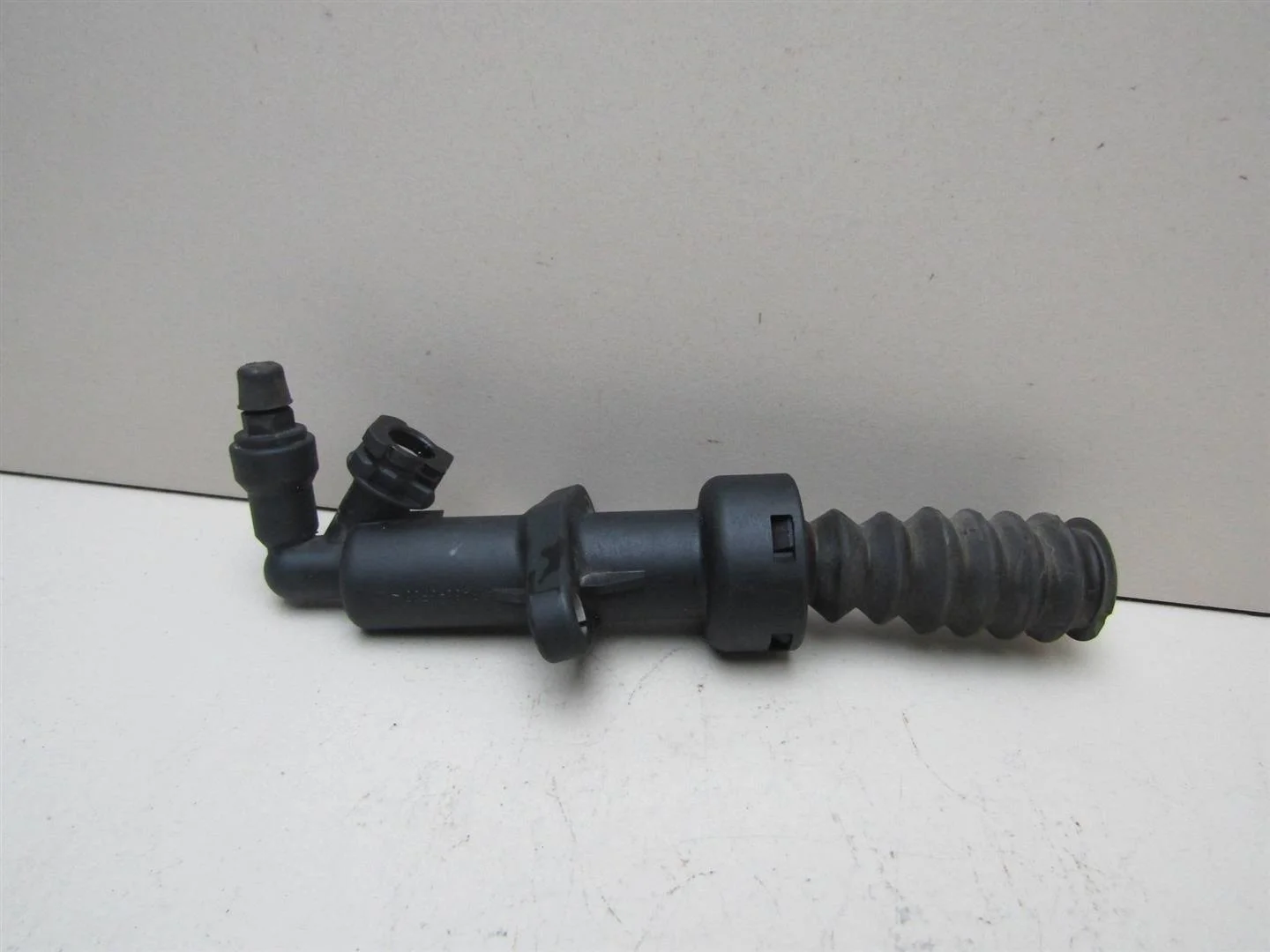 Цилиндр сцепления рабочий Peugeot 407 2004-2010  [218299]  2.0 16V EW10A в Вологде