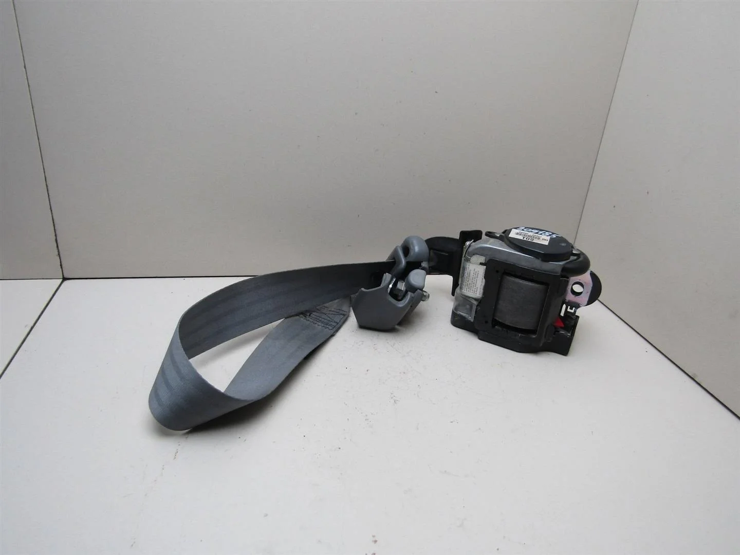 Ремень безопасности с пиропатроном Hyundai Accent II (+ТАГАЗ) 2000-2012   [8888025301LT]  1.5 16V G4EC в Вологде