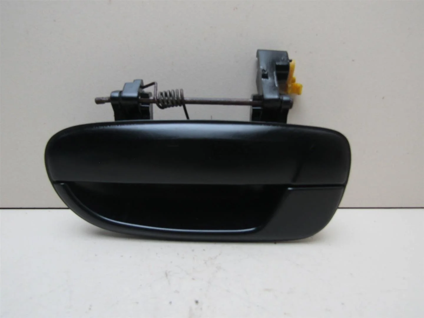 Ручка двери задней наружная левая Hyundai Accent II (+ТАГАЗ) 2000-2012   [8365025000]  1.5 16V G4EC в Вологде