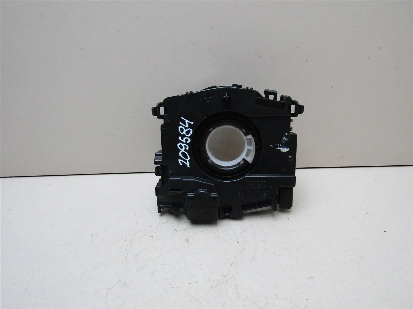 Механизм подрулевой для SRS (ленточный) VW Golf Plus 2005-2014  [5K0953549]  1.2 CBZ в Вологде