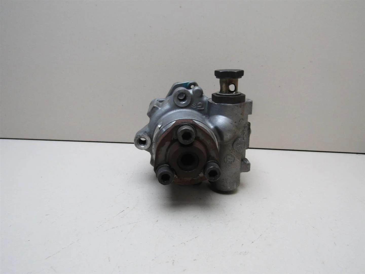 Насос гидроусилителя Audi A3 (8L1) 1996-2003  [1J0422154E]  1.6 AEH в Вологде