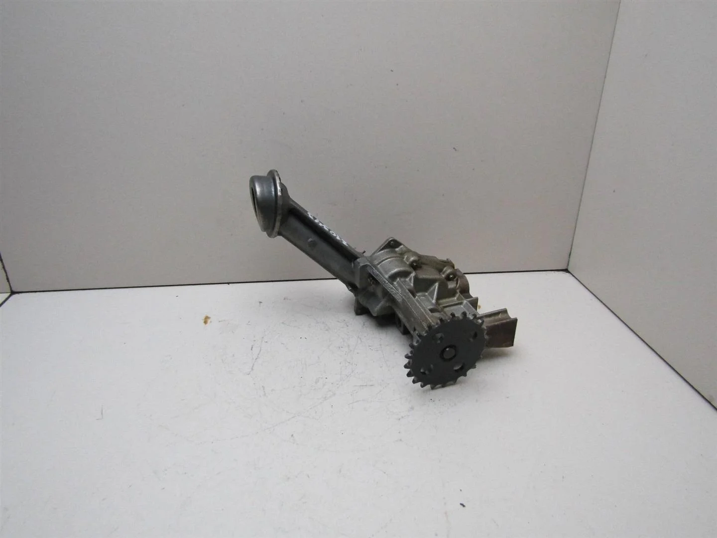 Насос масляный Renault Megane III 2009-нв  [8200150195]  1.6 K4M858 в Вологде