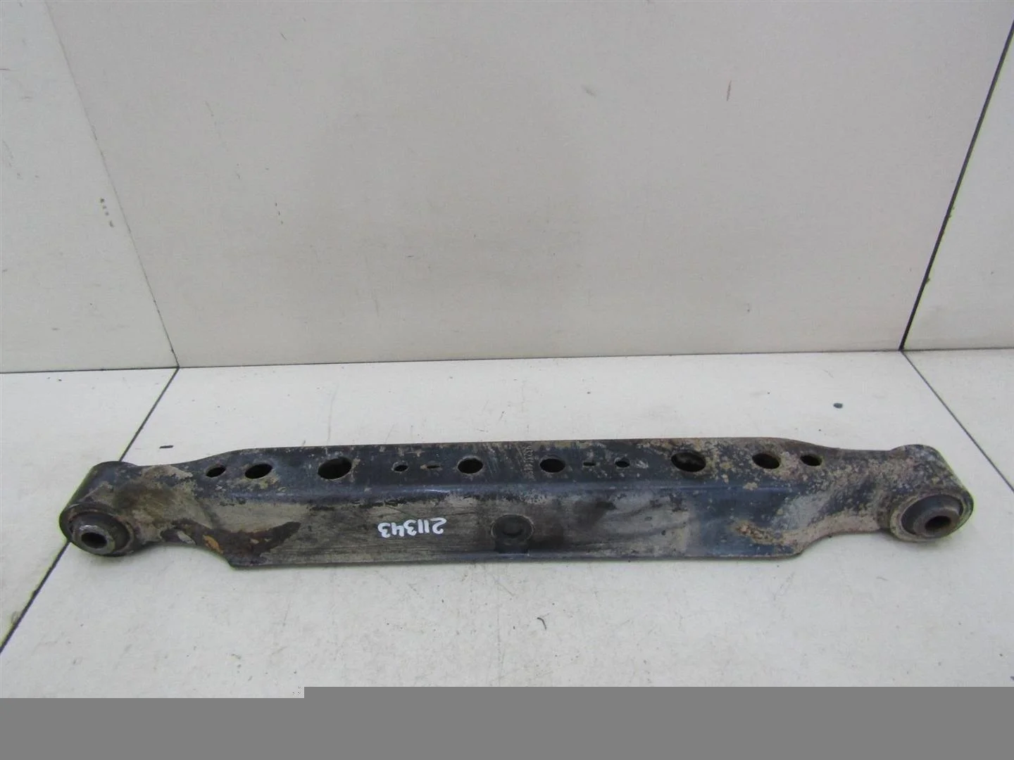 Рычаг задний нижний правый Nissan X-Trail (T32) 2014-2023  [55110JE20B]  1.6 DCI R9M410 в Вологде