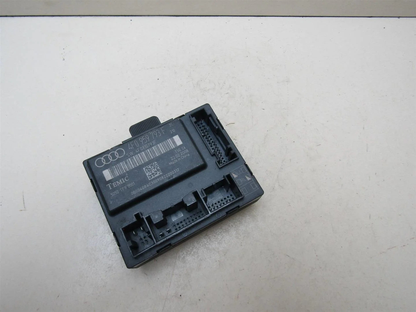 Блок комфорта Audi A6 (C6,4F) 2005-2011  [4F0959793E]  3.2 AUK в Вологде