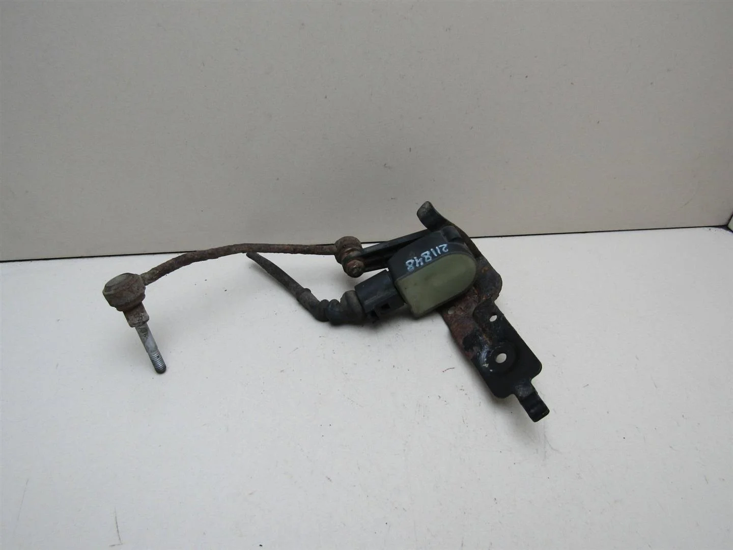 Датчик регулировки дорож. просвета Audi A6 (C6,4F) 2005-2011  [1T0907503]  в Вологде