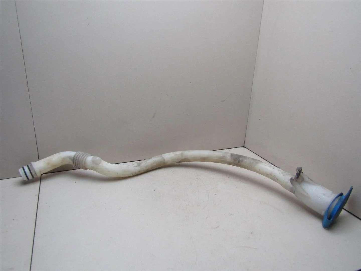 Горловина бачка омывателя VW Transporter T5 2003-2015  [7H0955463D]  в Вологде