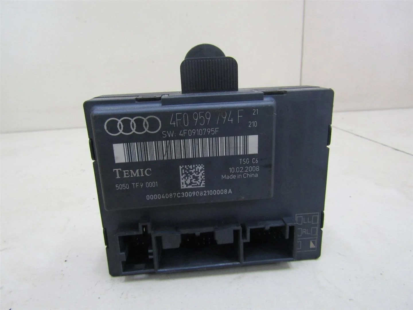 Блок комфорта Audi A6 (C6,4F) 2005-2011  [4F0959795E]  3.2 AUK в Вологде