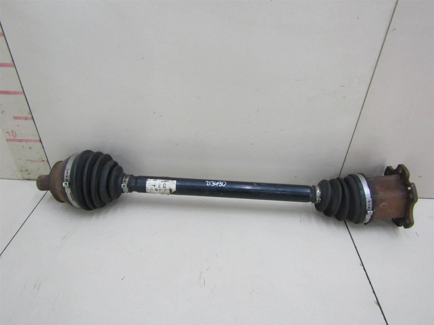 Полуось передняя правая Audi A6 (C6,4F) 2005-2011  [4F0407272G]  2.4 в Вологде