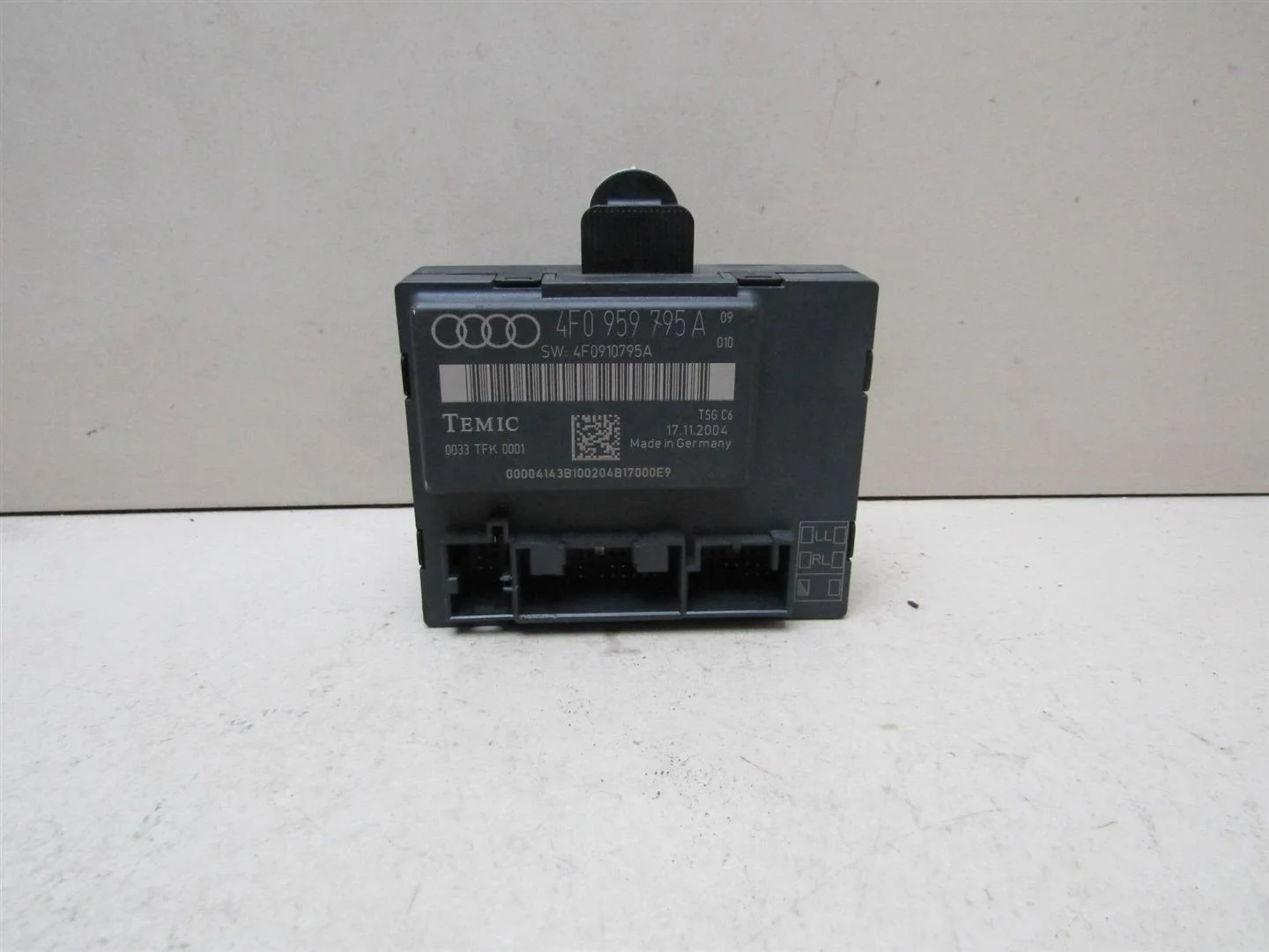 Блок комфорта Audi A6 (C6,4F) 2005-2011  [4F0959795A]  в Вологде