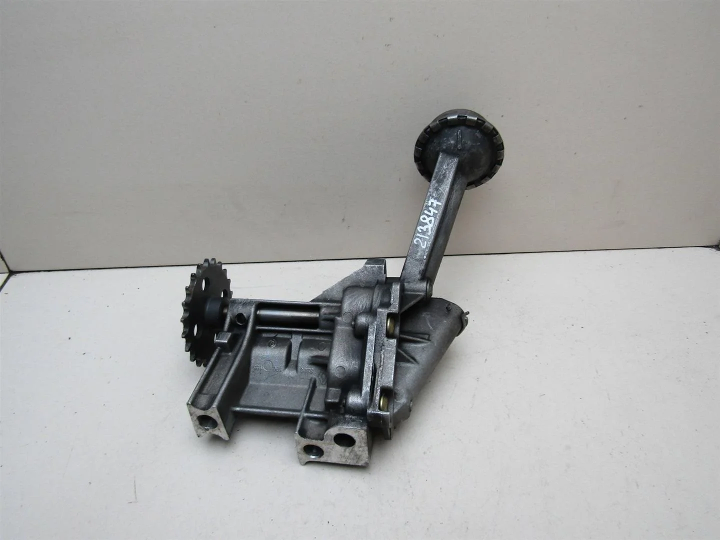 Насос масляный Renault Megane III 2009-нв  [8200150195]  1.6 K4M858 в Вологде