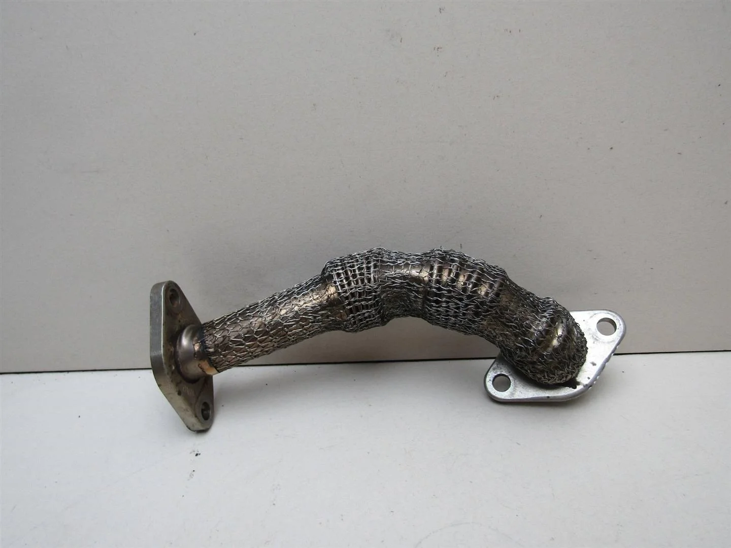 Трубка вентиляционная Audi A4 (B5) 1994-2002  [028131521R]  1.9 в Вологде