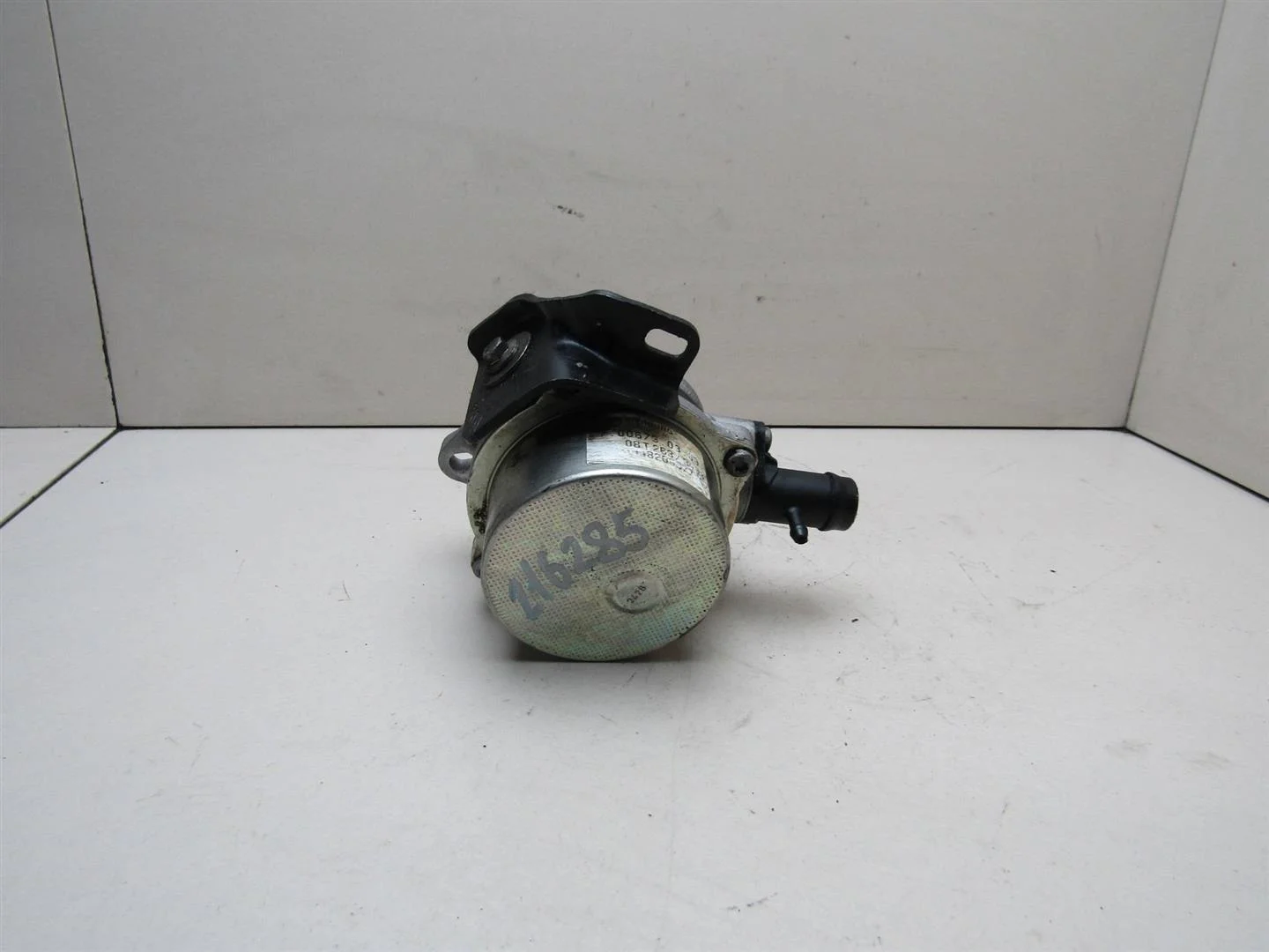 Насос вакуумный Renault Megane II 2002-2009  [8200521381]  1.5 K9K  в Вологде